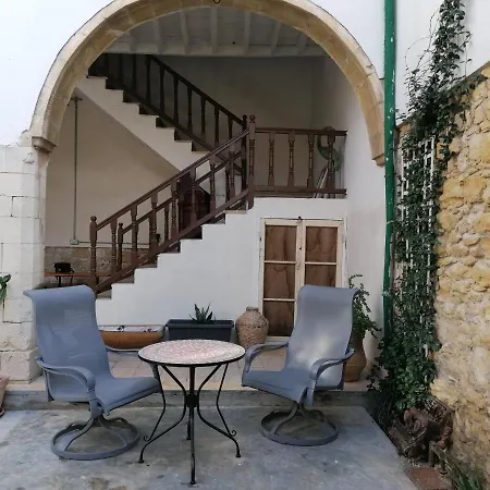 Hostel Le Mat *
