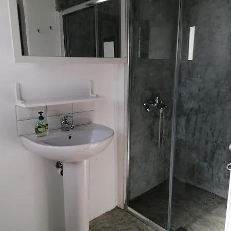 Le Mat Hostel