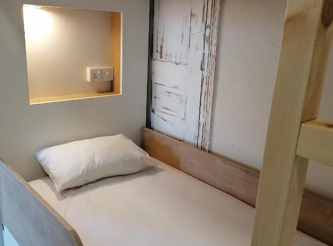 Hostal Le Mat Lárnaca