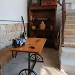 Vandrerhjem Le Mat Larnaca