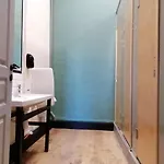 Le Mat Hostel