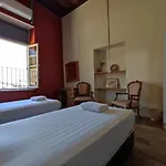 Hostel Le Mat *